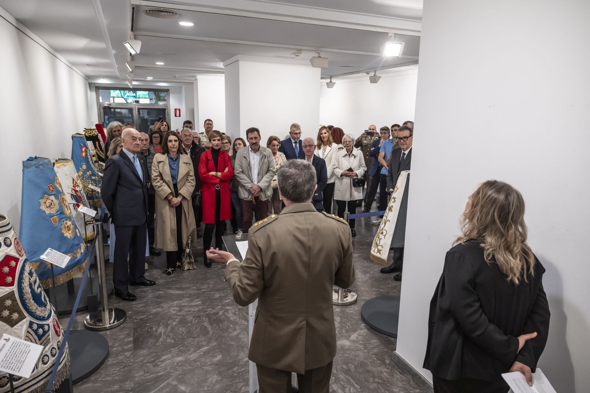 Exposición de mantos de la Virgen del Pilar