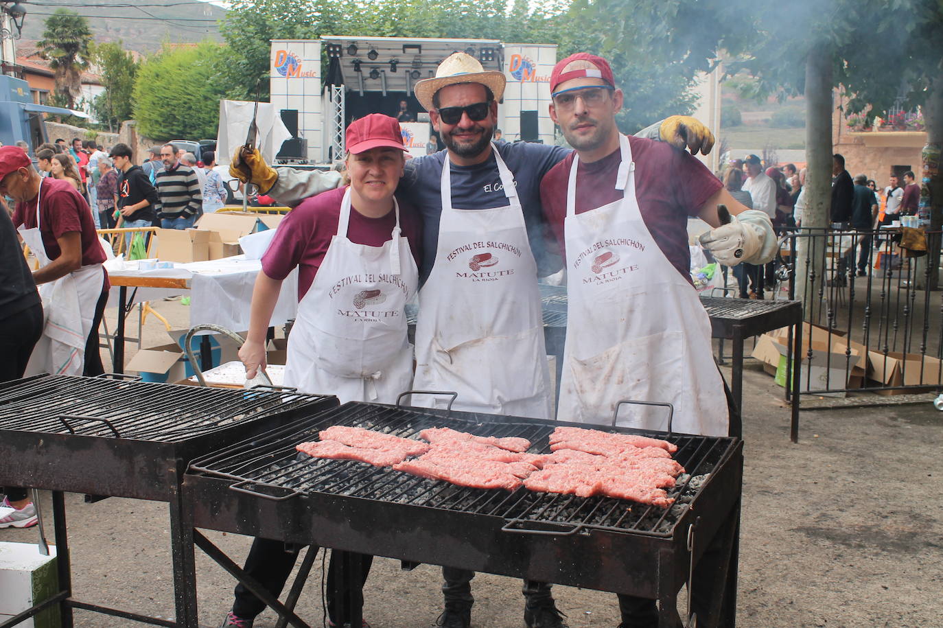 El festival de salchichón asado, en imágenes