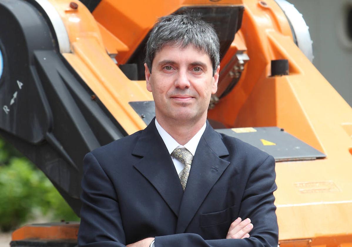 Emilio Jiménez, catedrático de Ingeniería Eléctrica, nuevo candidato a rector de la UR