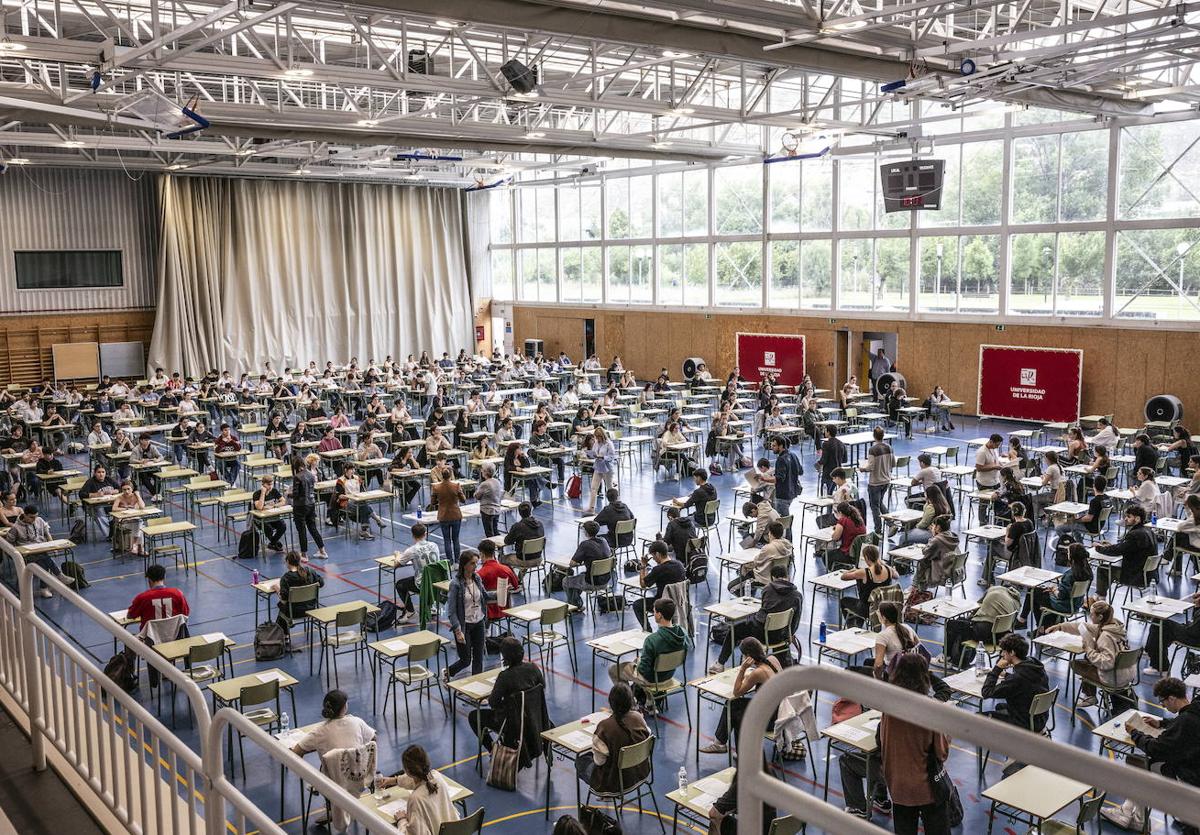 Incertidumbre entre profesores y padres riojanos ante la falta de concreción de la nueva EBAU