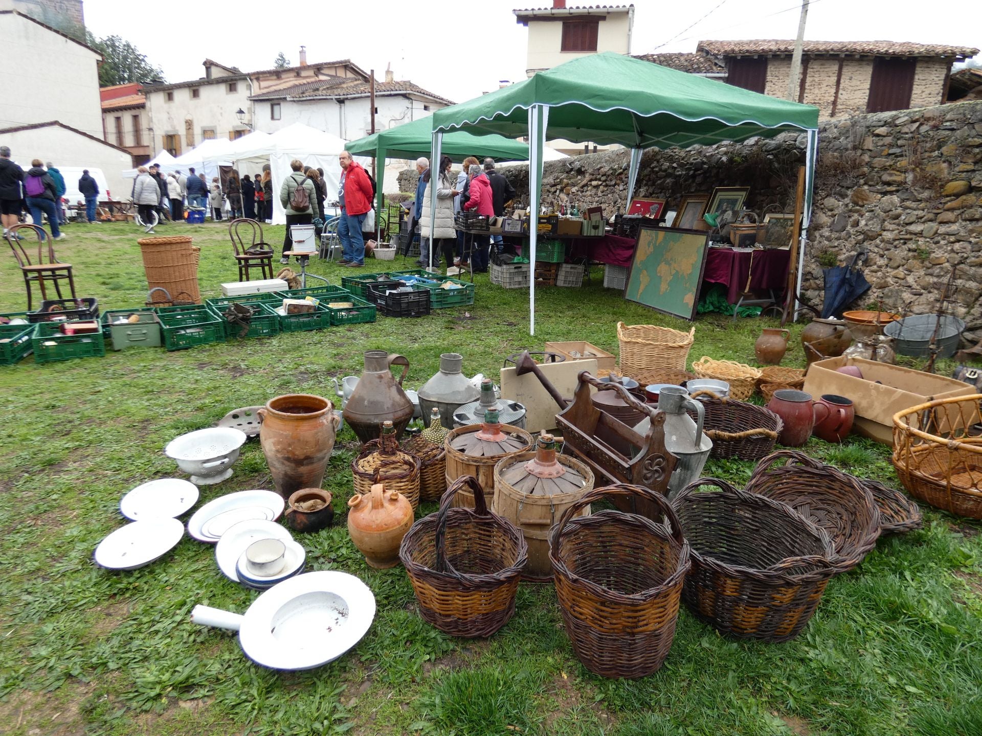 La feria ganadera y agroalimentaria de Ojacastro, en imágenes