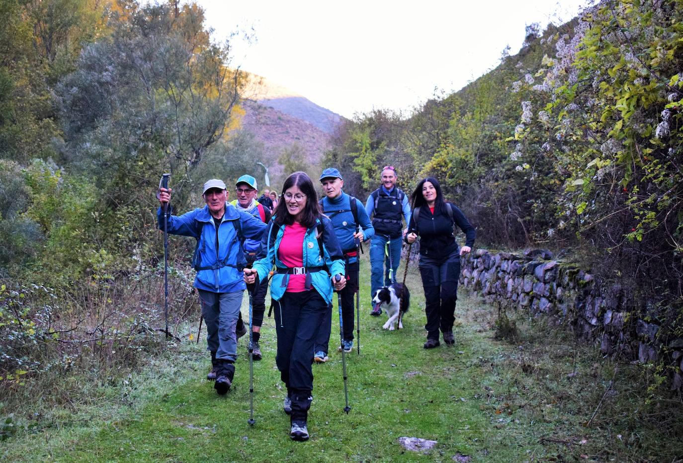 Tres enfermos de ELA ascienden a 1.854 metros de altitud en el Día del Montañismo Riojano