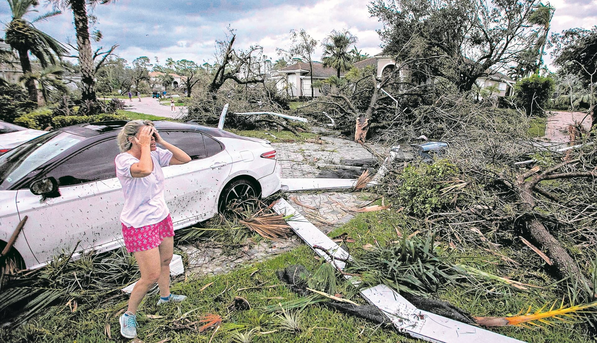 El huracán dejó más de una decena de muertos, zonas arrasadas, inundaciones y a millones de personas sin luz.