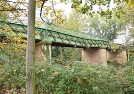 El centenario puente sobre el río Iregua a su paso por Alberite, integrado en la Vía Romana.