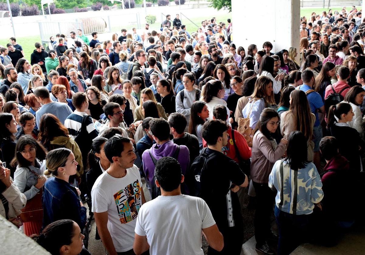 La Mesa Sectorial de Educación aprueba la OPE 2024 con 248 plazas