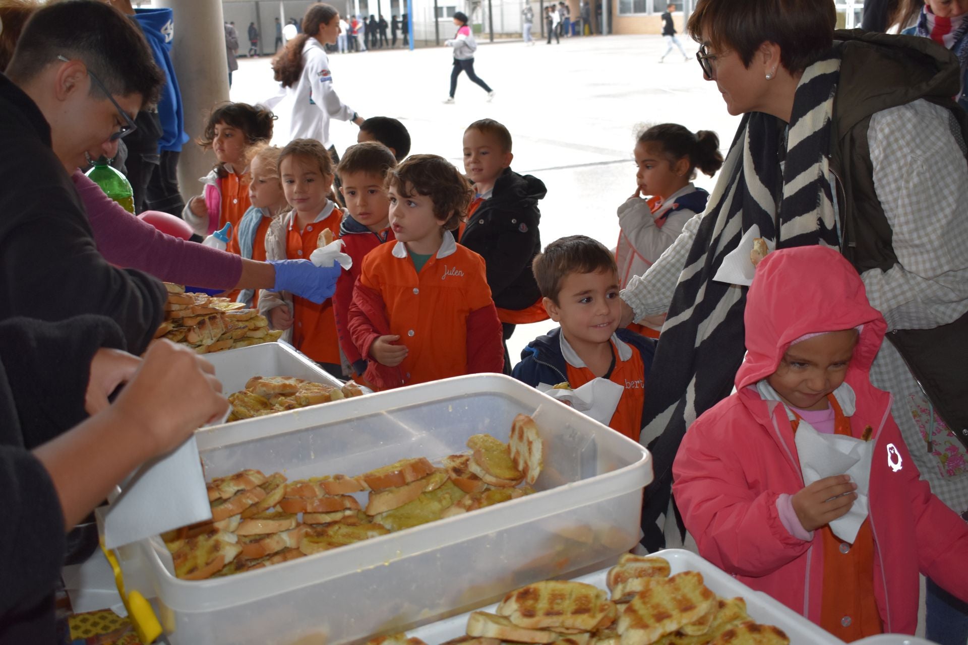 El CEO Villa de Autol inicia con una &#039;pringada&#039; las actividades de &#039;La Rioja ApeteCEO&#039;