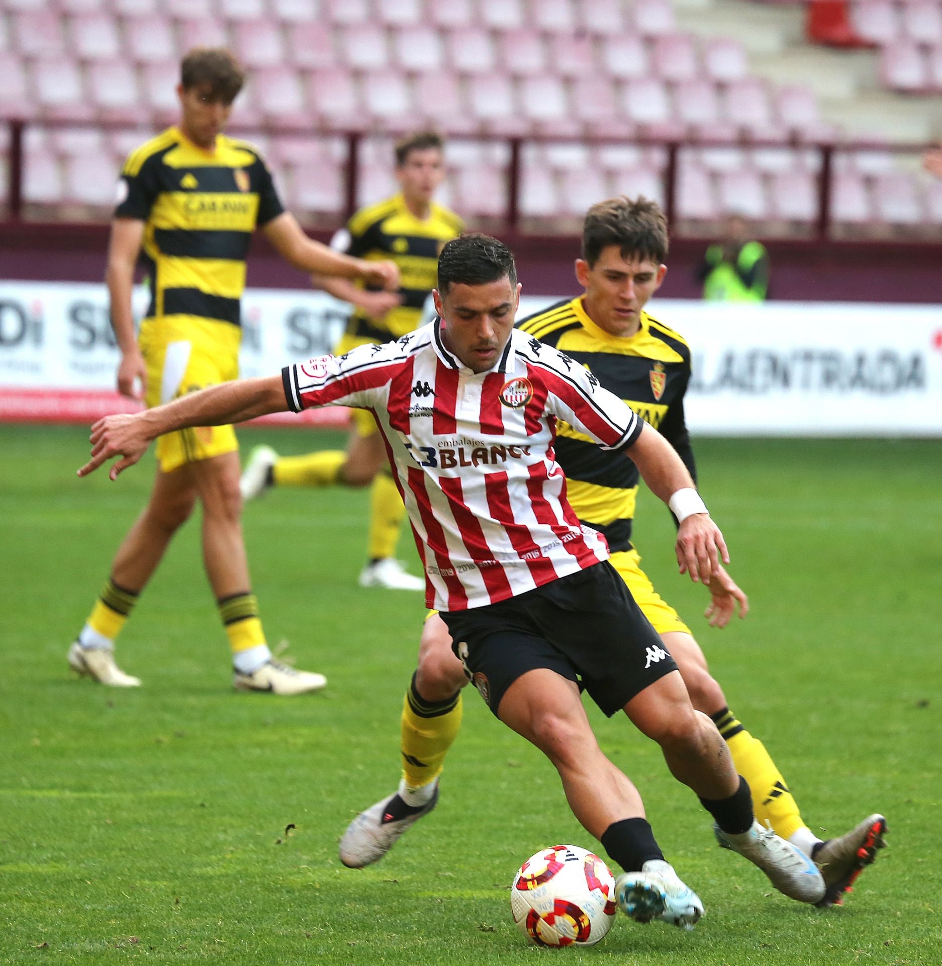 Las imágenes del partido SDL-Deportivo Aragón