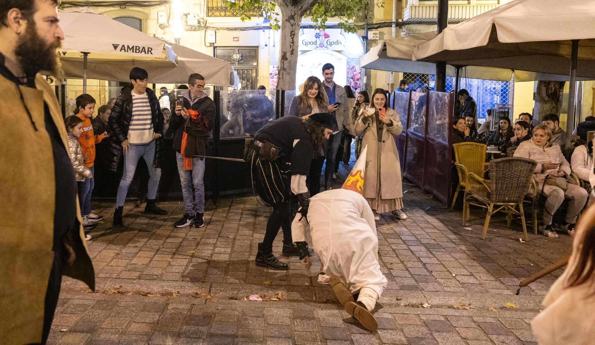 Las brujas de Zugarramurdi por las calles de Logroño