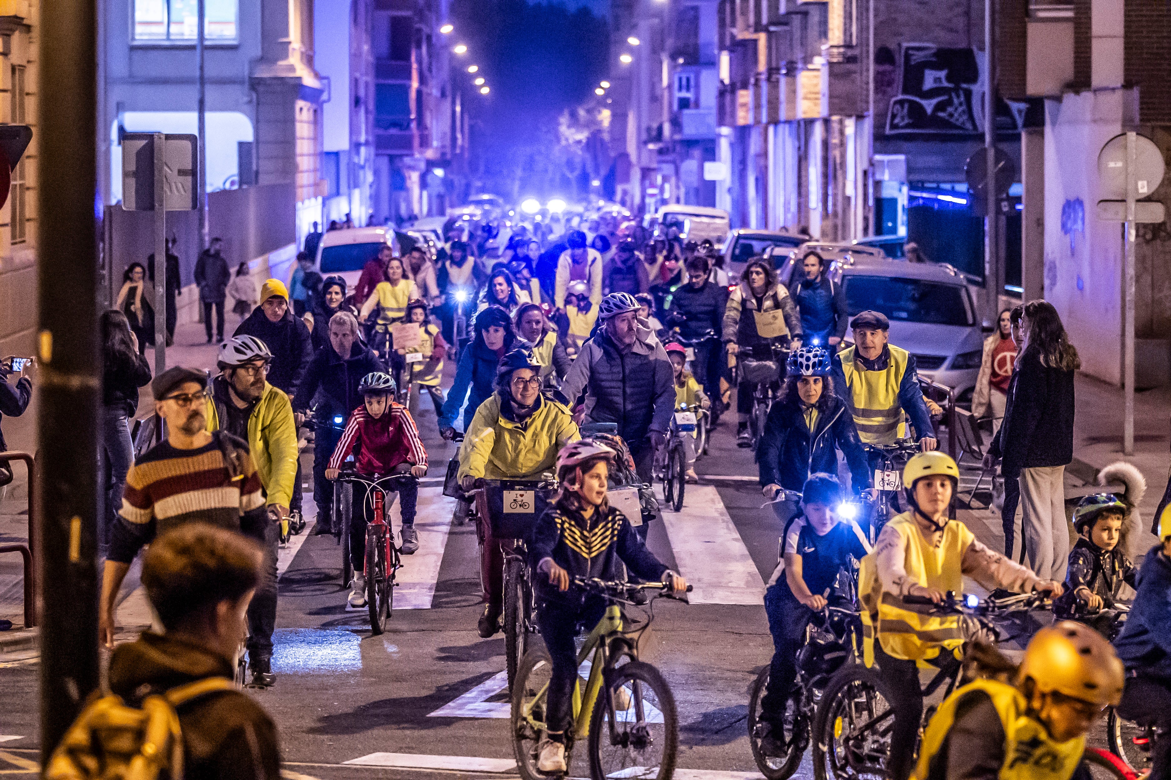 Los niños quieren ir en bici con seguridad a clase