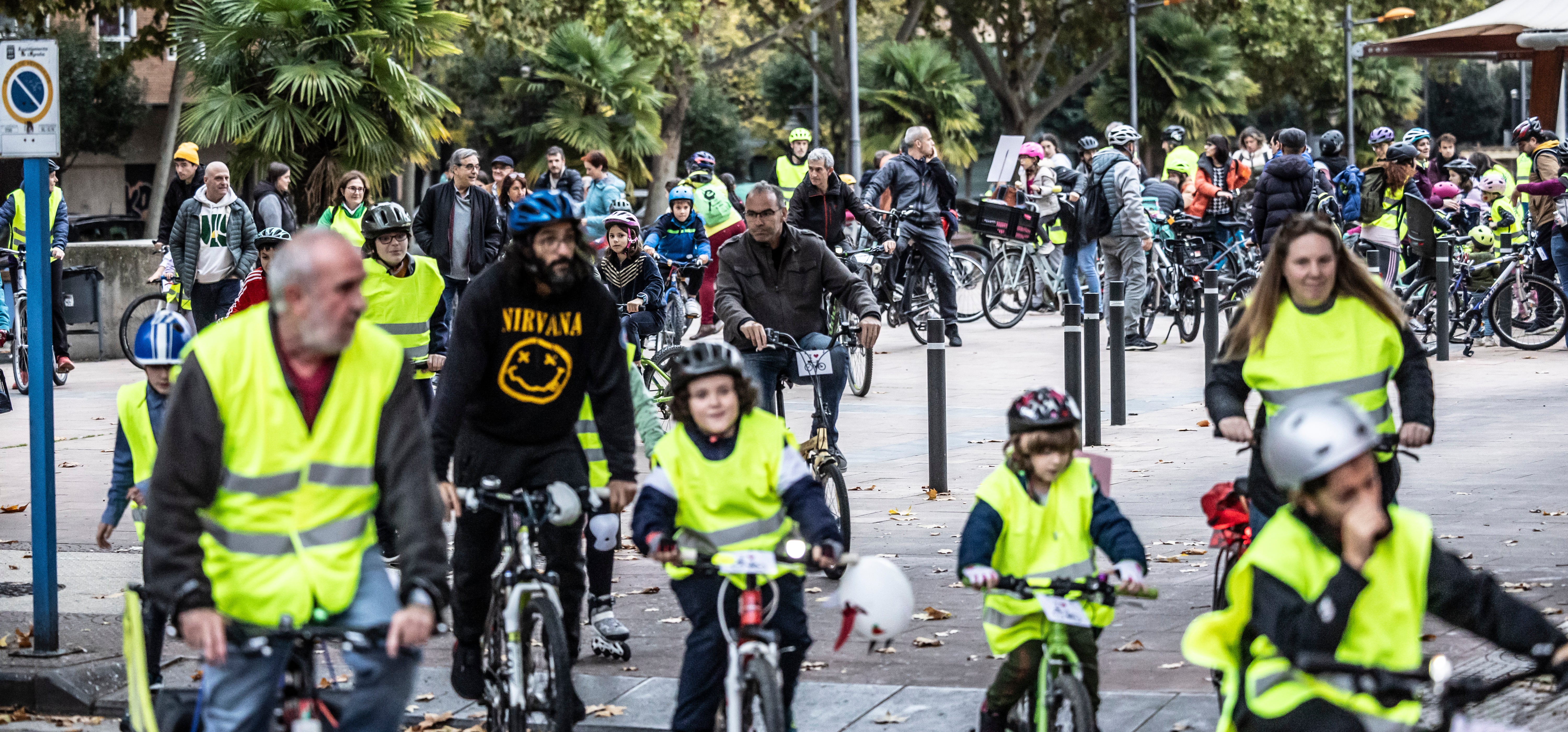 Los niños quieren ir en bici con seguridad a clase