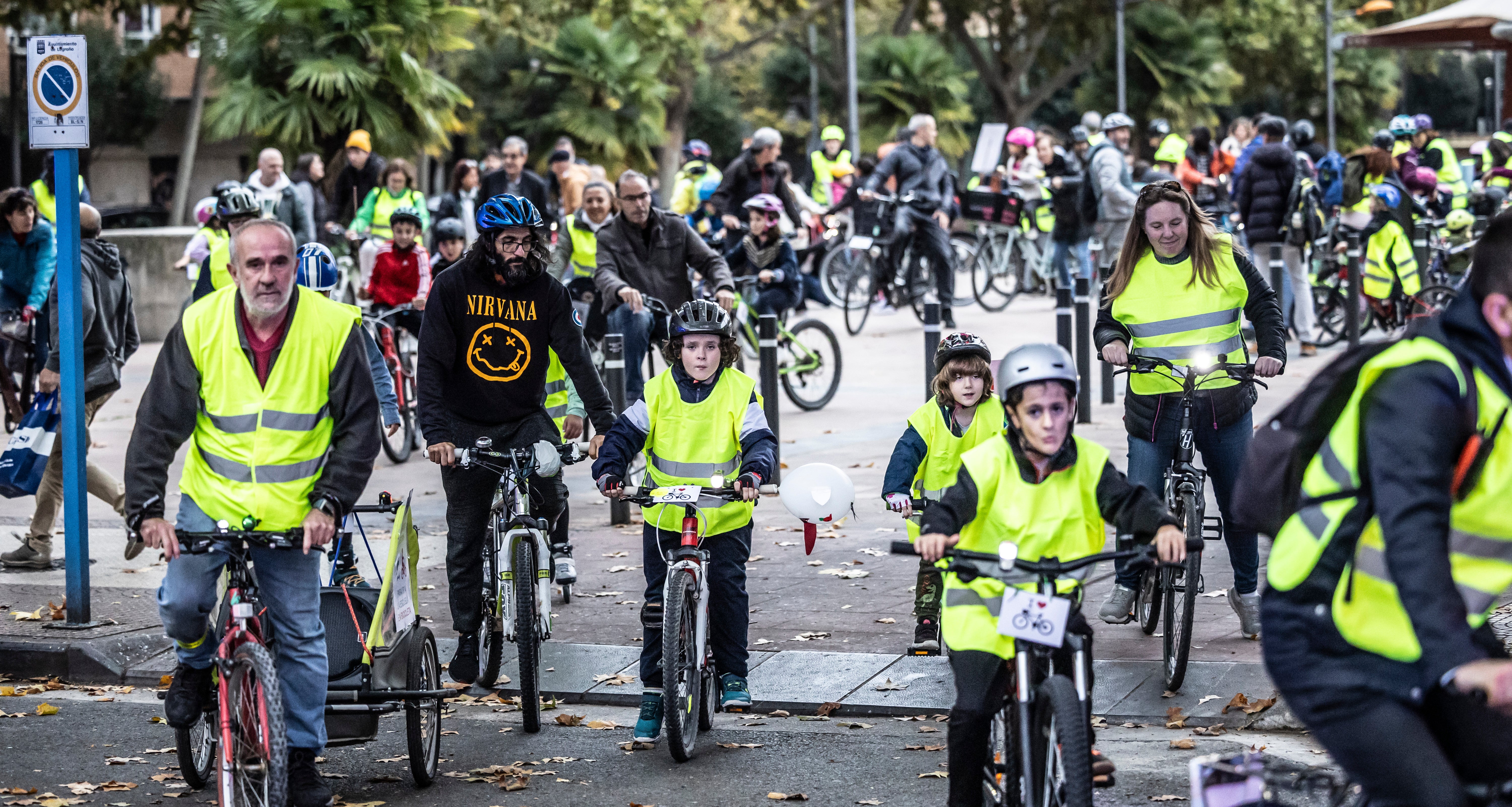 Los niños quieren ir en bici con seguridad a clase