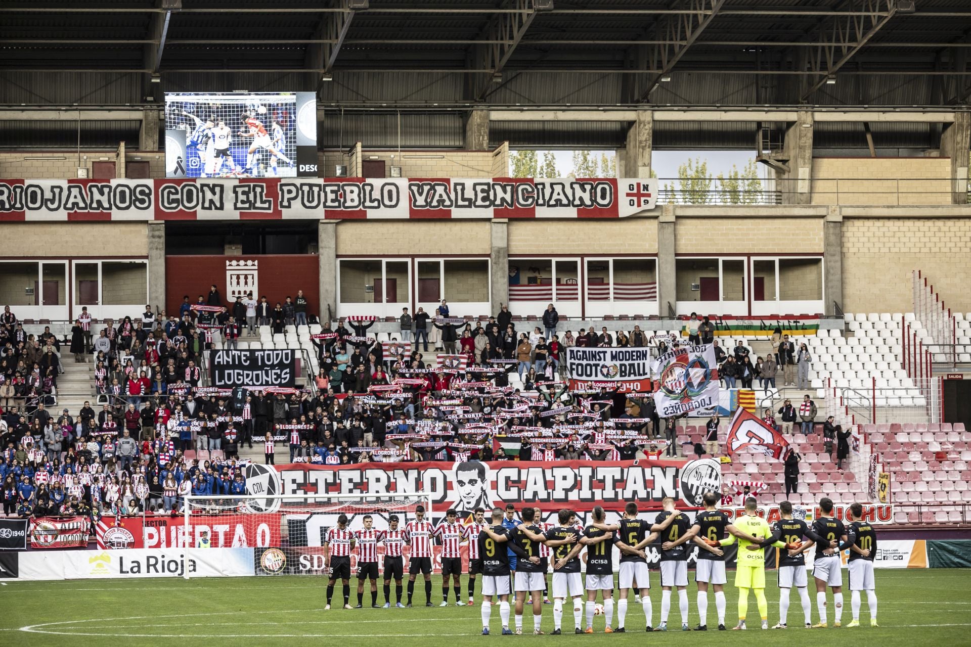 El partido SD Logroñés-UD Logroñés