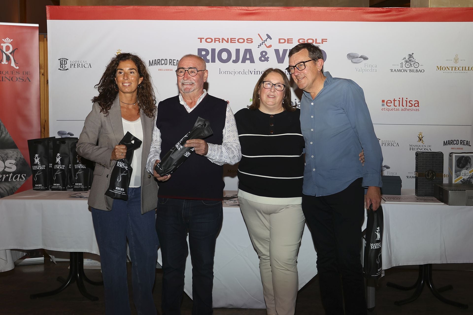 La entrega de premios del torneo Marqués de Reinosa
