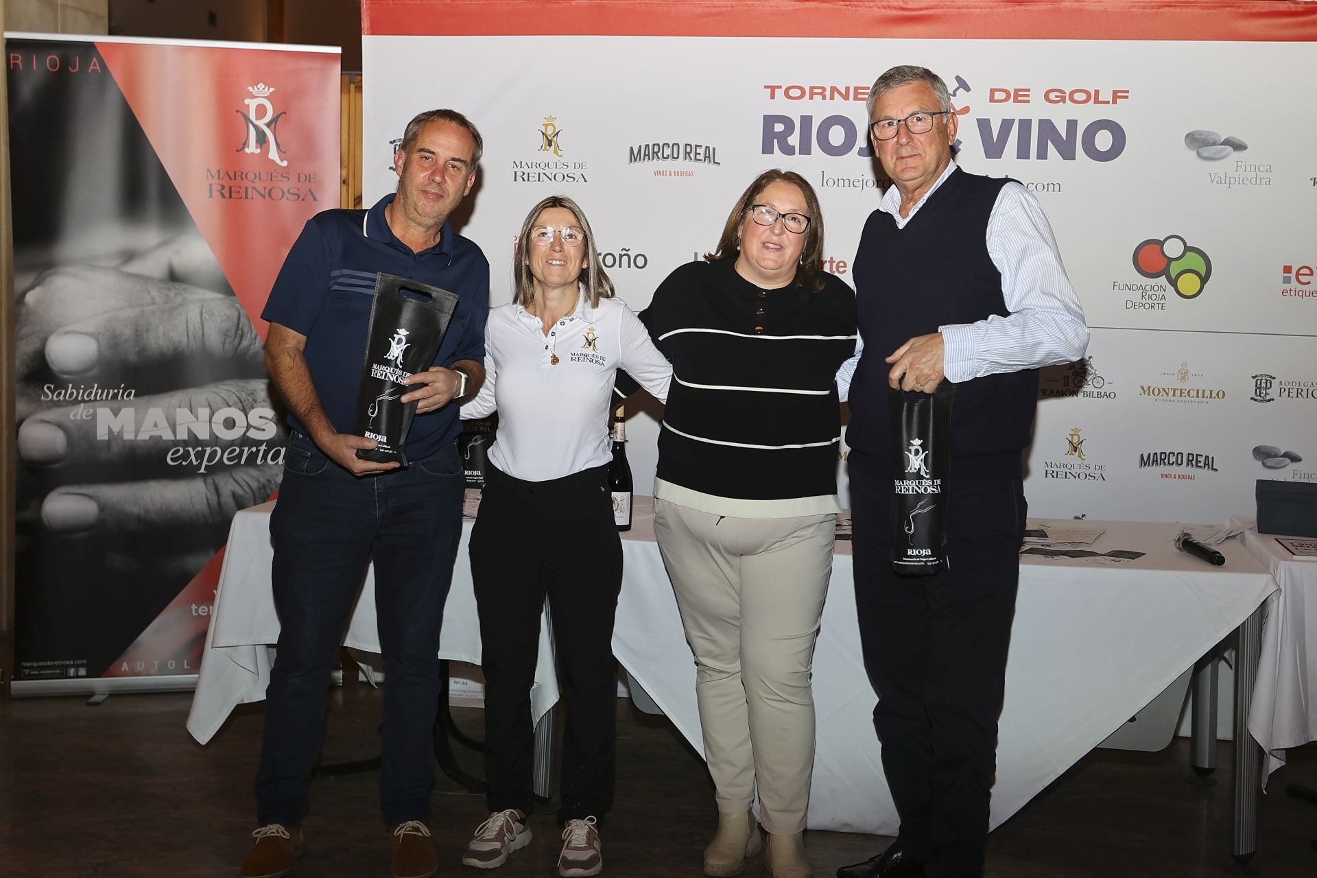 La entrega de premios del torneo Marqués de Reinosa