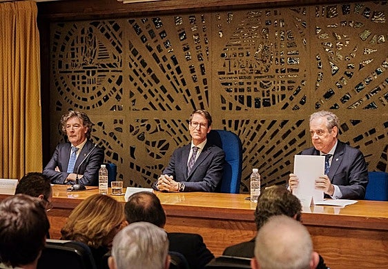 Acto de posesión de la nueva junta del Colegio Oficial de Farmacéuticos de La Rioja.