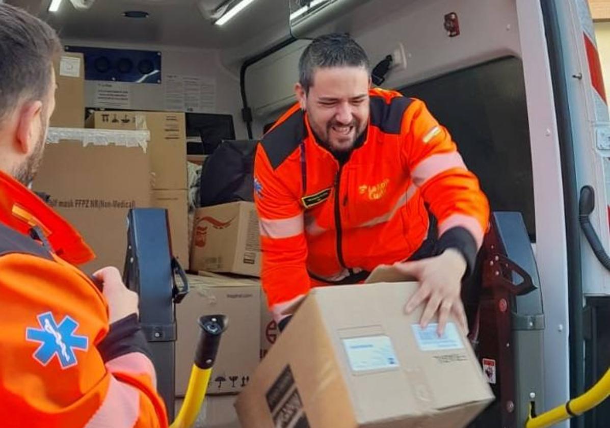 Voluntarios de La Rioja Cuida, que este martes han salido para Valencia.