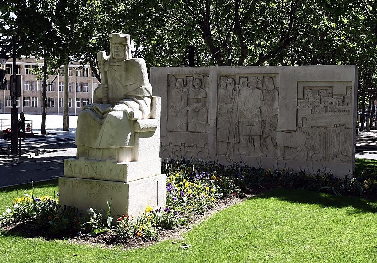 Imagen principal - Dos hombres, decenas de manos