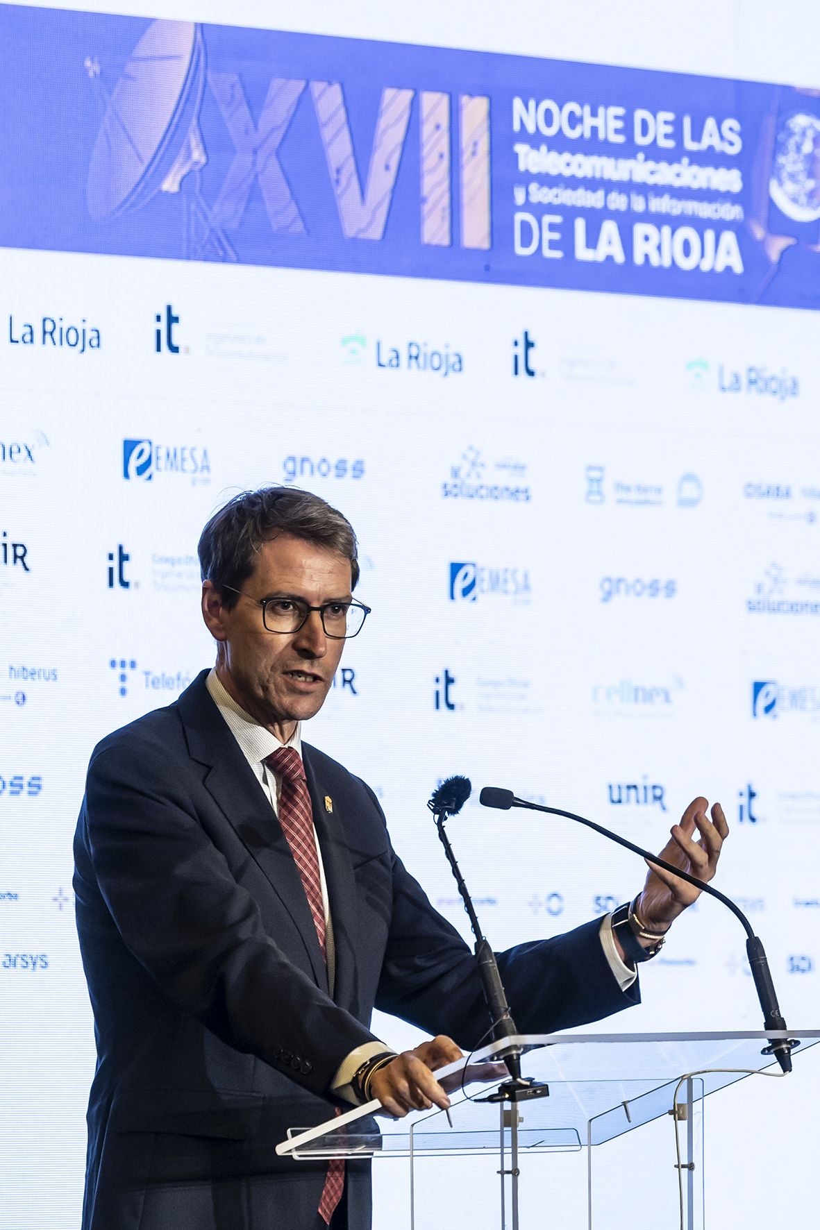 La Asociación de Ingenieros de Telecomunicaciones celebra su noche