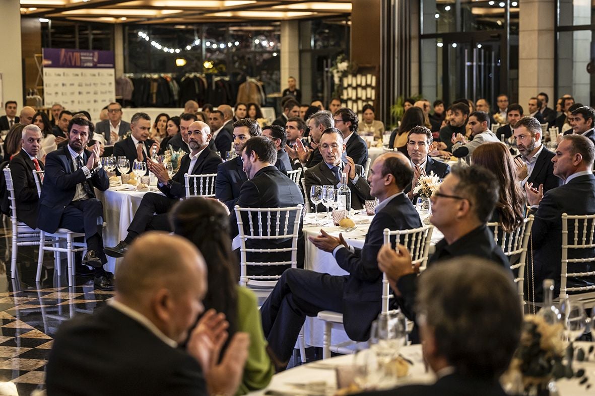 La Asociación de Ingenieros de Telecomunicaciones celebra su noche