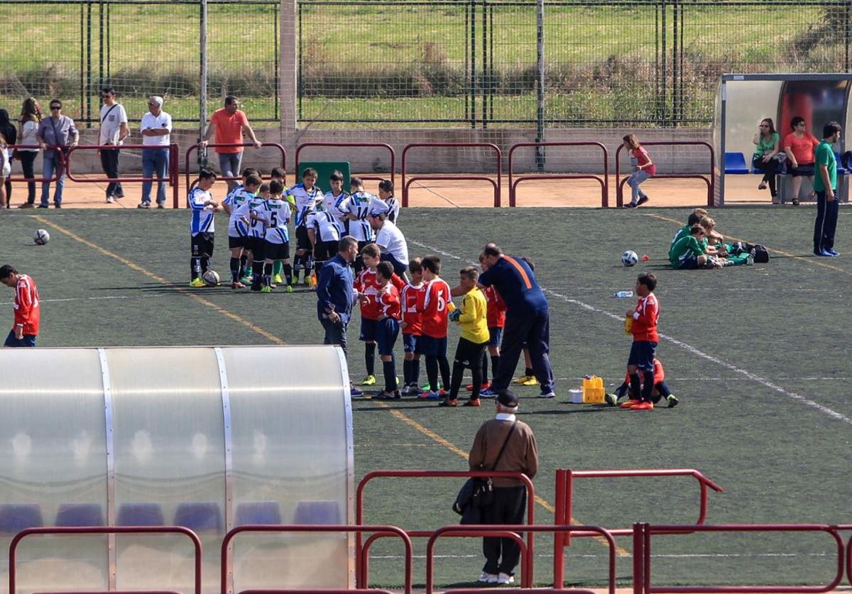 Partidos en las instalaciones de Pradoviejo.