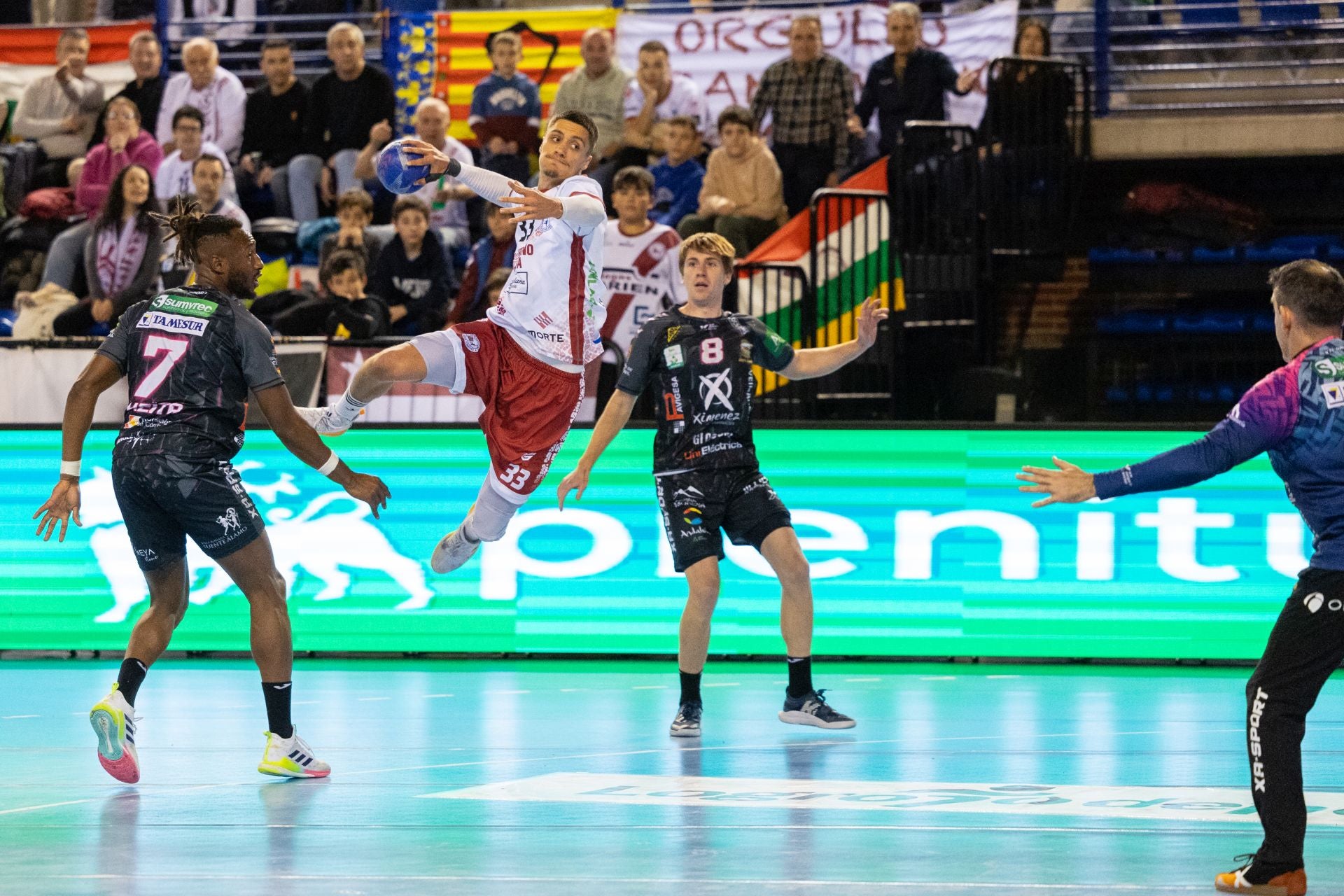 Las imágenes del Ciudad de Logroño-Puente Genil