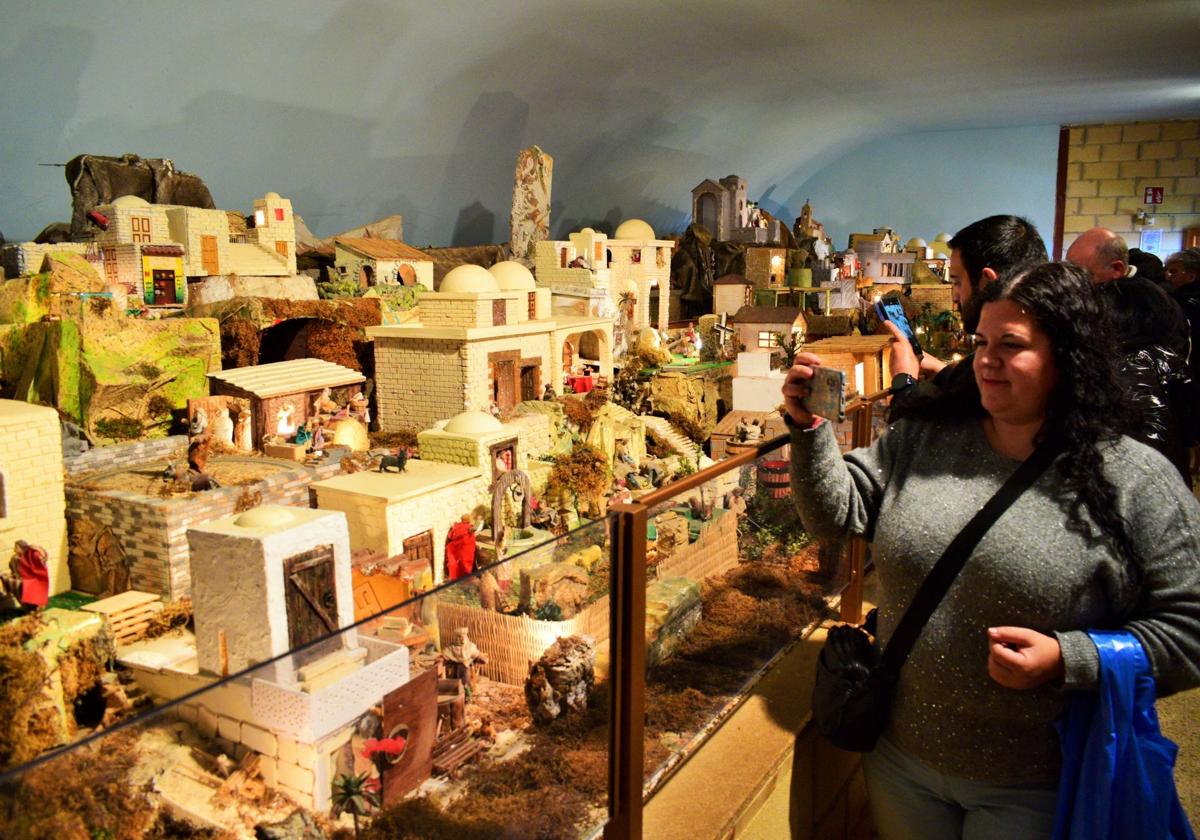 Sorzano da la bienvenida a la Navidad con su belén mecánico