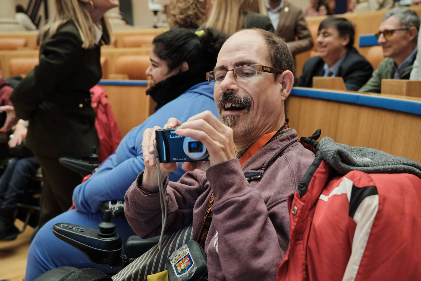 Acto institucional por el Día Internacional de las Personas con Discapacidad, en el Parlamento de La Rioja.