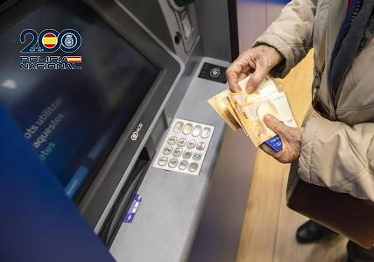 La Policía Nacional alerta de una estafa a personas mayores en los cajeros
