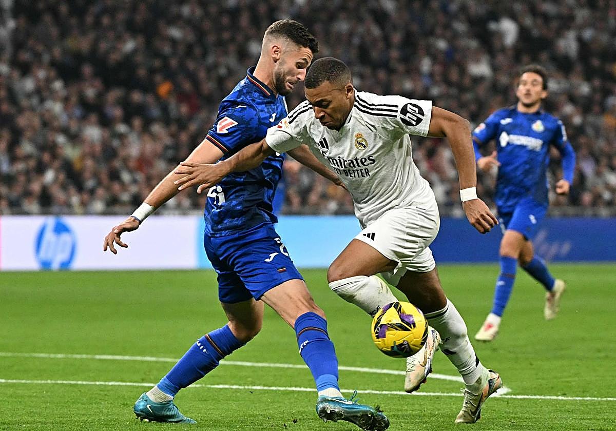 Los seguidores blanquirrojos desean poder ver a Mbappe en Las Gaunas.