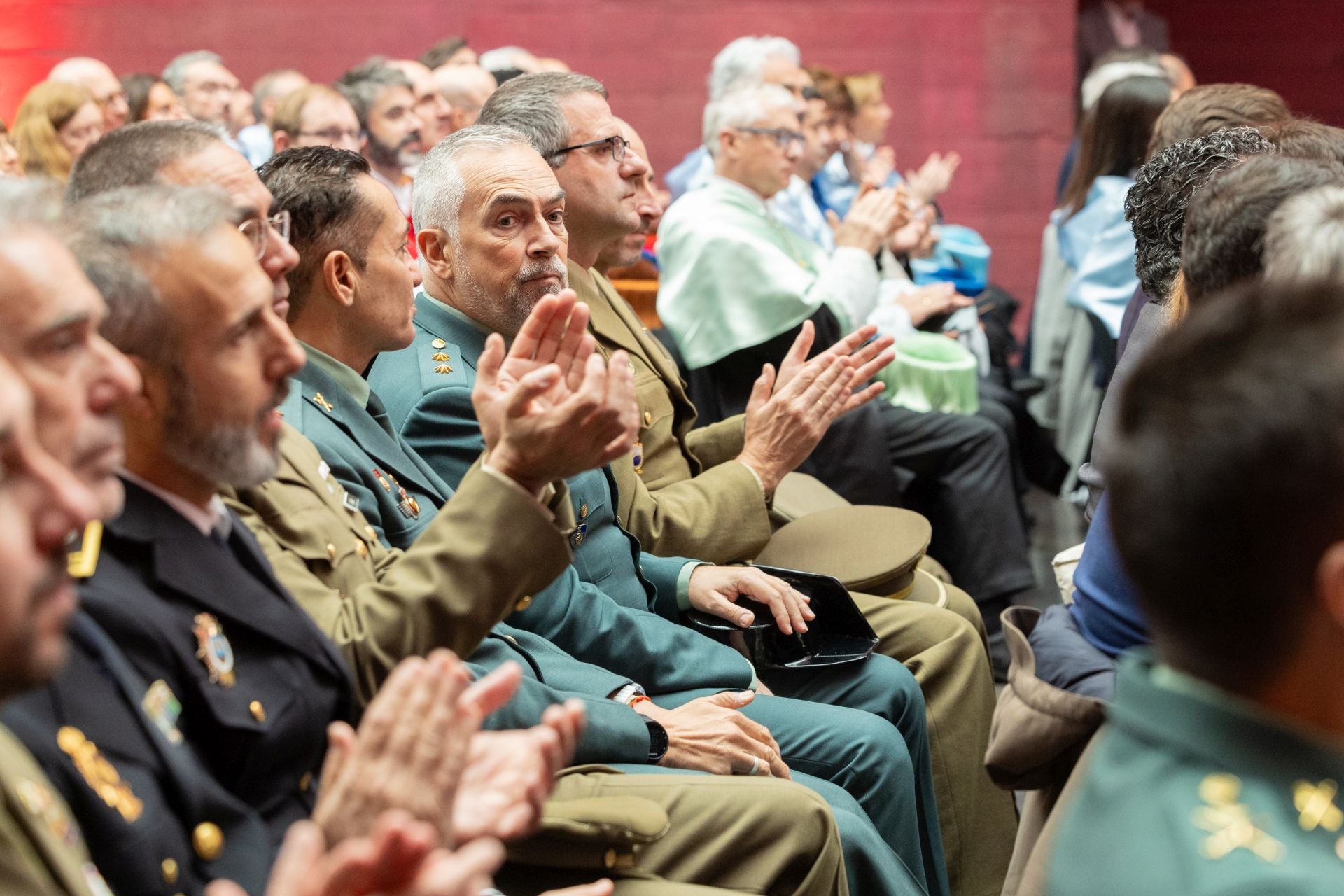 Eva Sanz toma posesión como nueva rectora de la Universidad de La Rioja
