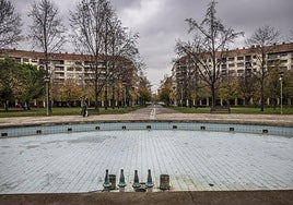 Estado actual de la fuente del parque de San Adrián, que espera que 2025 sea el año de su particular 'resurrección'.