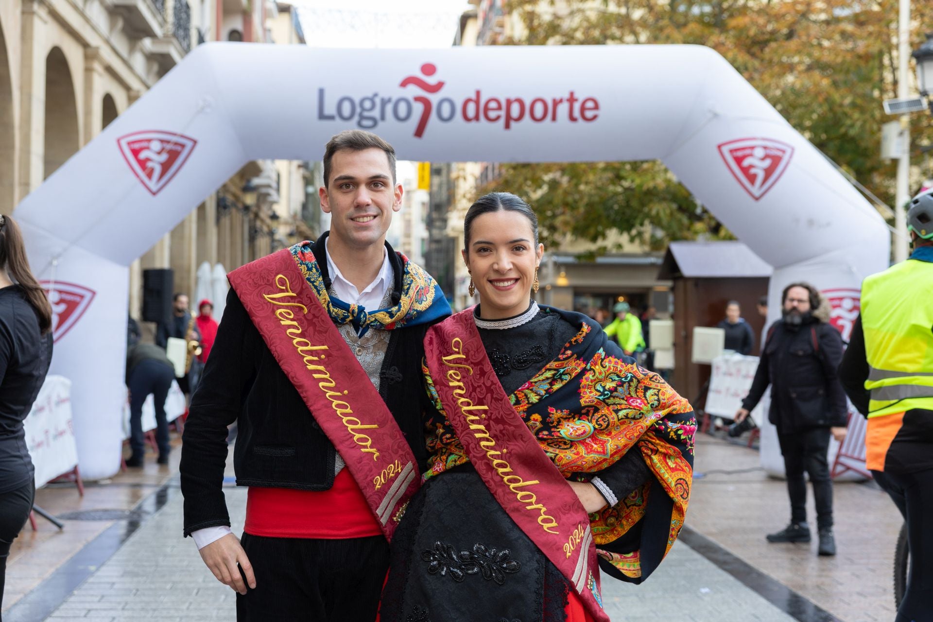 Iván Ganzabal y Eva Pascual ganan la Carrera Virgen de la Esperanza