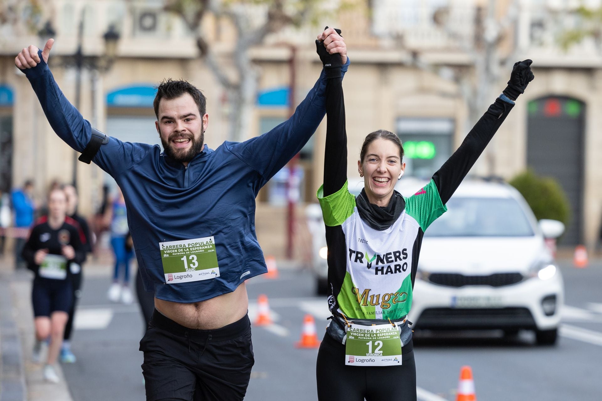 Iván Ganzabal y Eva Pascual ganan la Carrera Virgen de la Esperanza