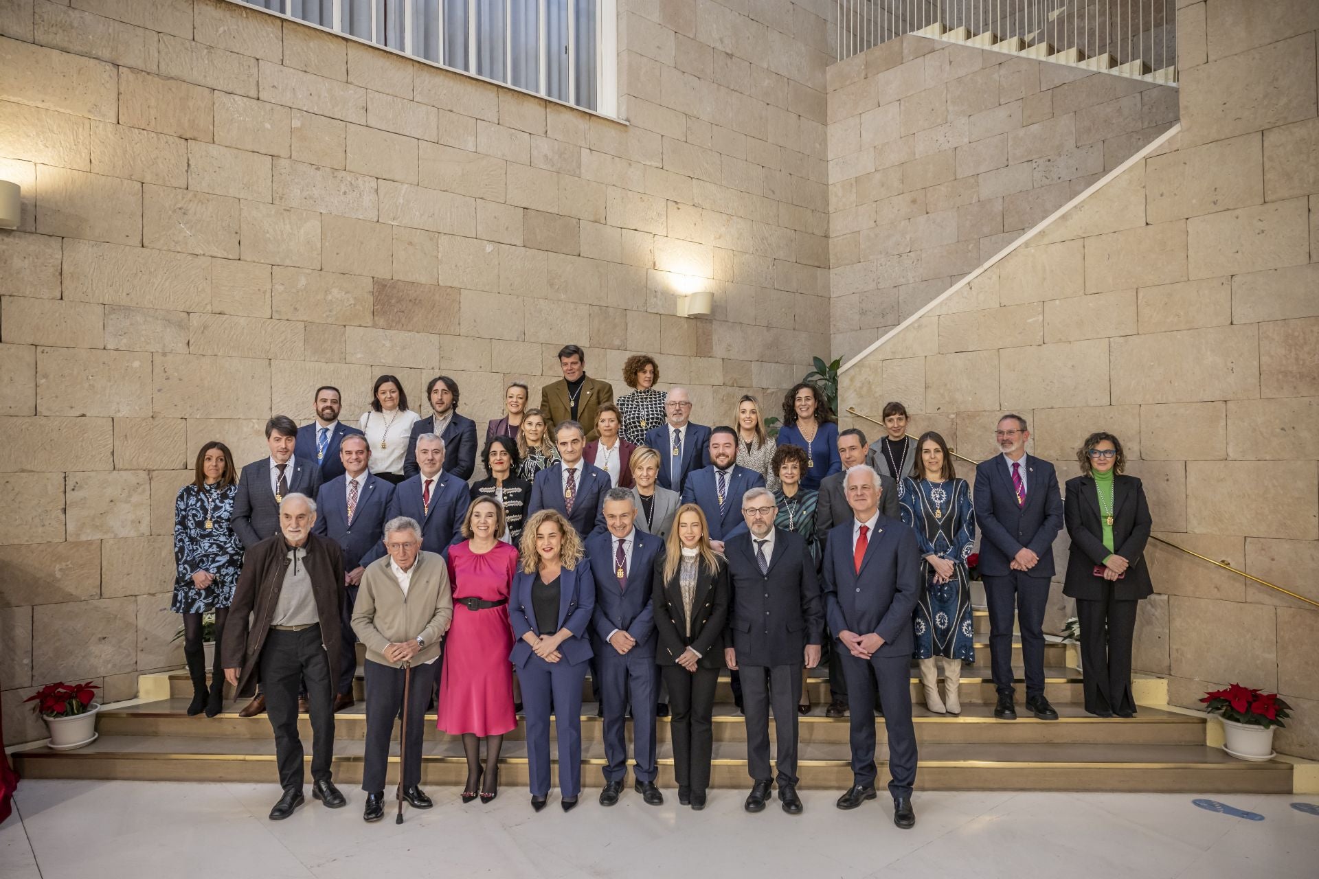 La entrega de la medalla de oro a cuatro exalcaldes de Logroño, en imágenes