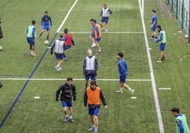 La plantilla de la SDl, durante un entrenamiento de Prado Viejo.