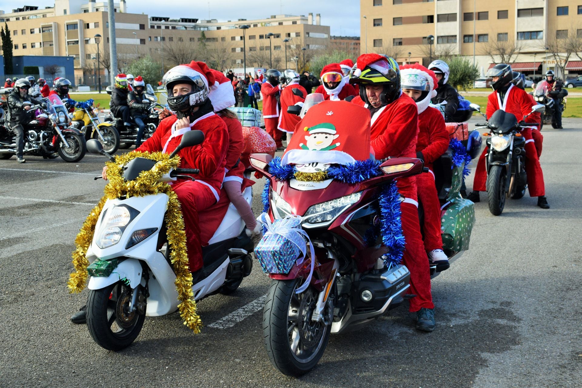 La llegada de Papá Noel en moto a Entre Ríos, en imágenes