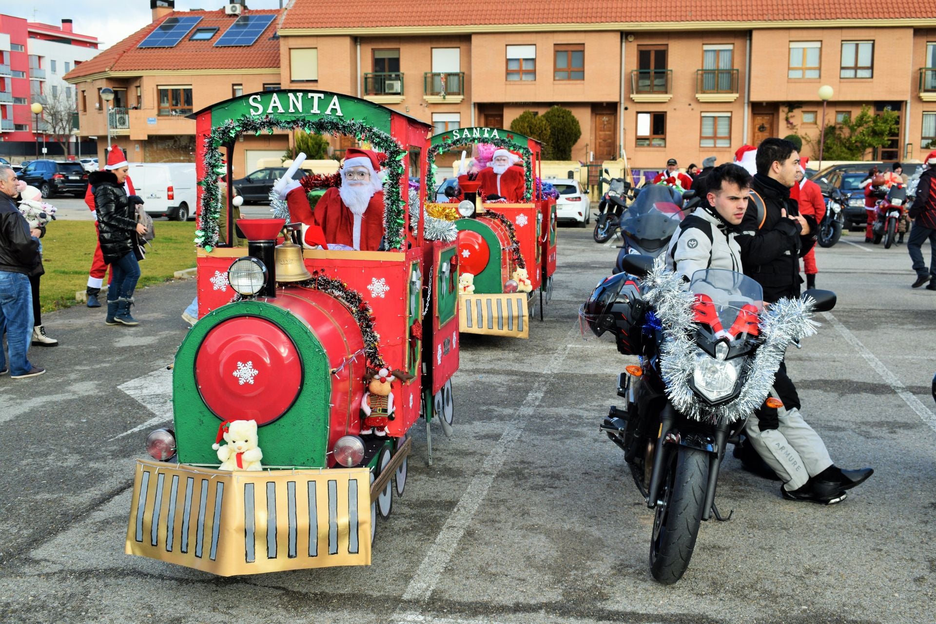 La llegada de Papá Noel en moto a Entre Ríos, en imágenes