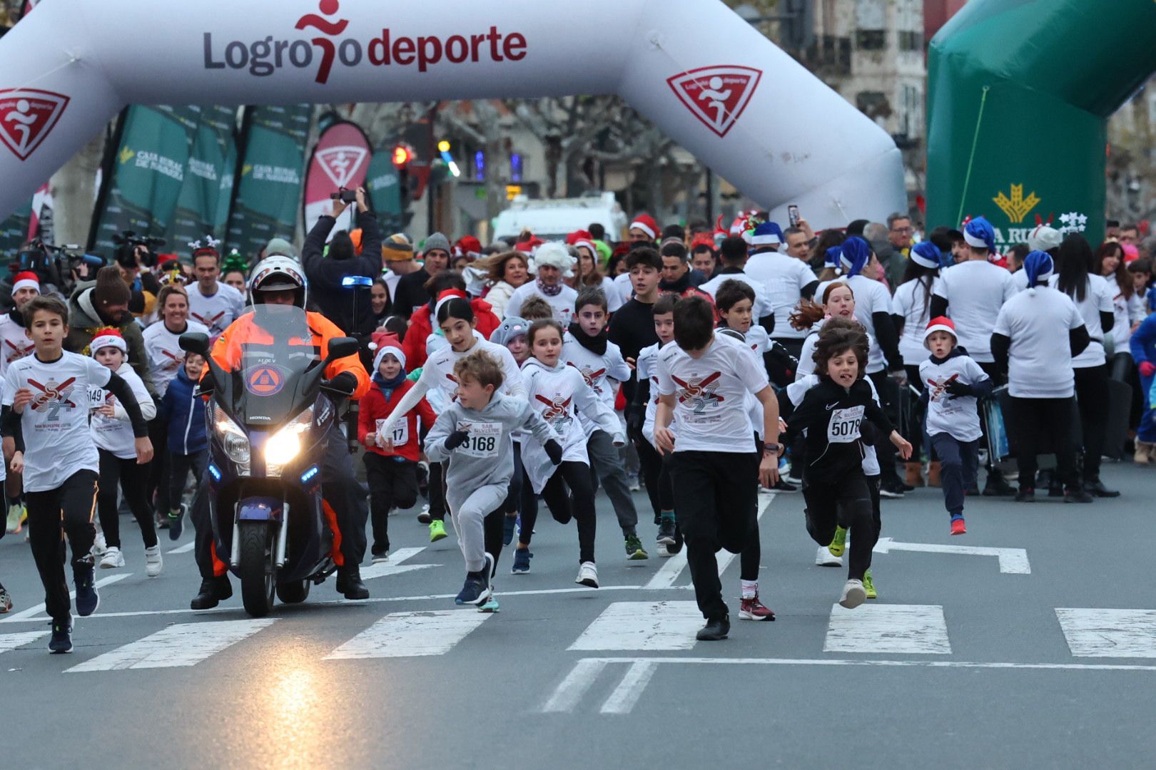 La carrera Mini San Silvestre en Logroño