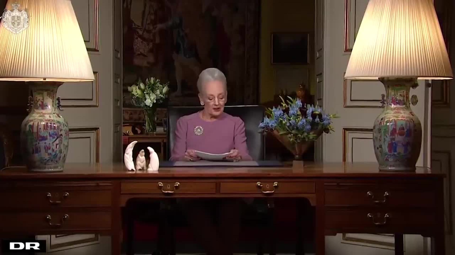 La reina Margarita II anuncia su abdicación
