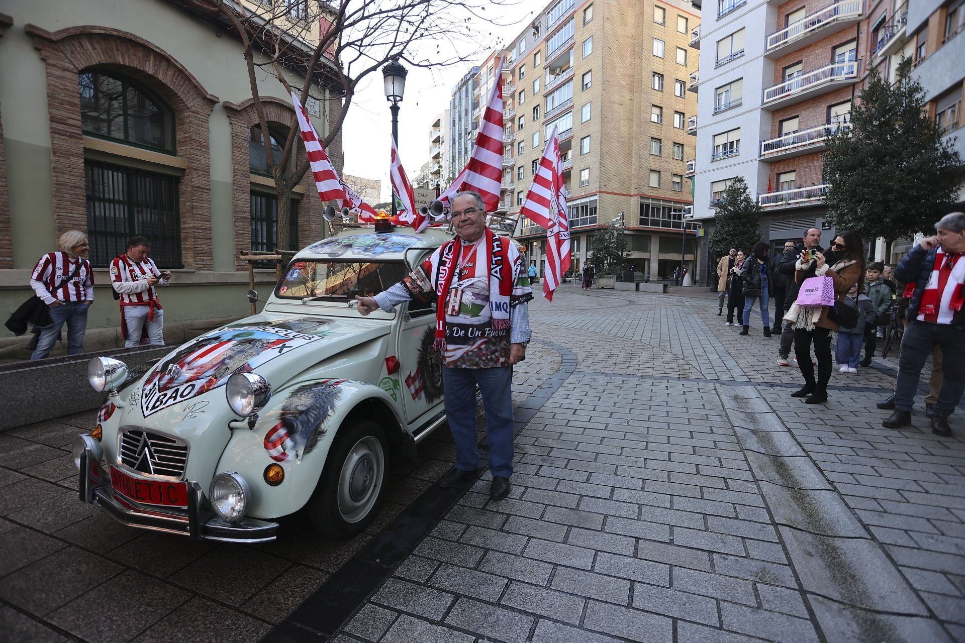 El ambiente en Laurel antes del partido entre UDL y Athletic