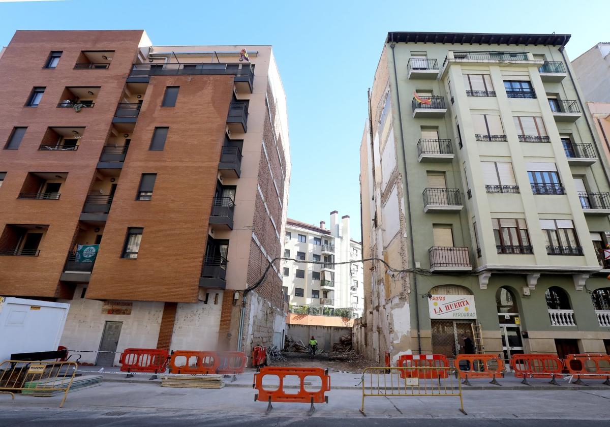 Demolido el edificio de Doce Ligero 18, clausurado en 2020 tras años de ocupación