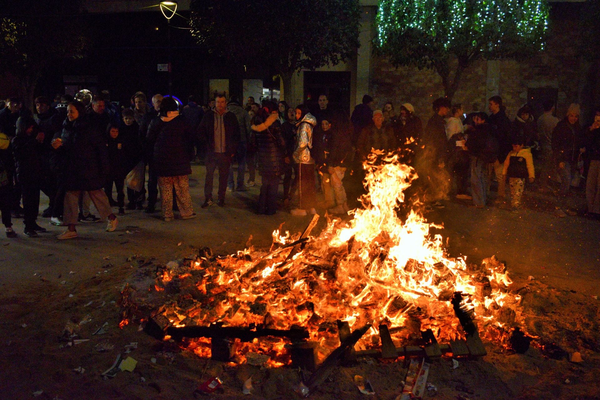 Las tradicionales márcharas de San Antón, en imágenes