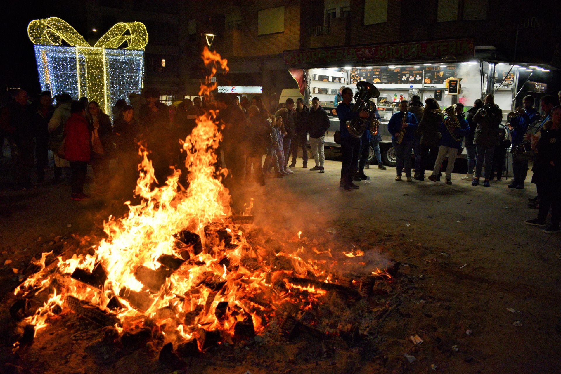 Las tradicionales márcharas de San Antón, en imágenes