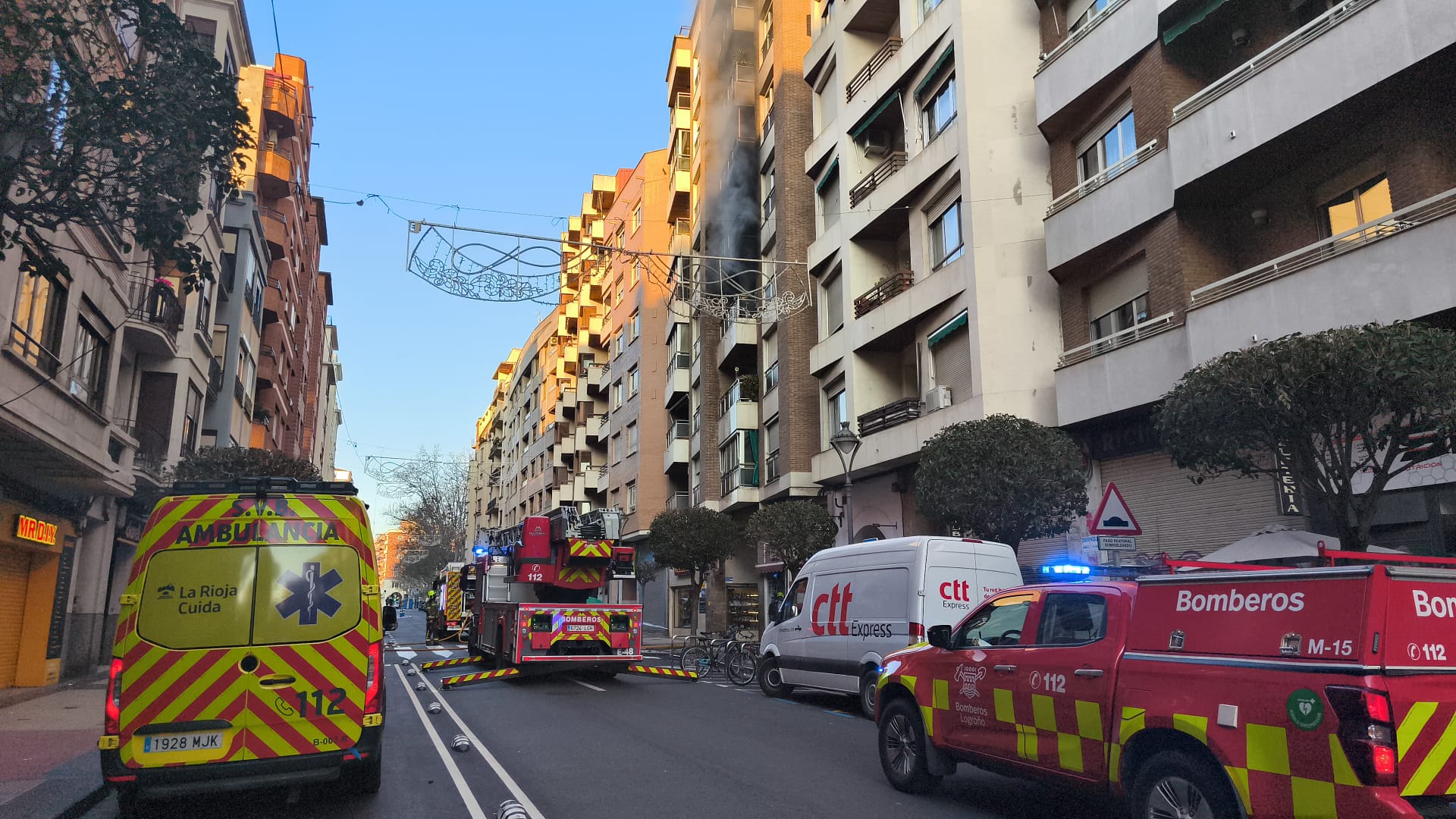 Incendio en la calle Duquesa de la Victoria de Logroño