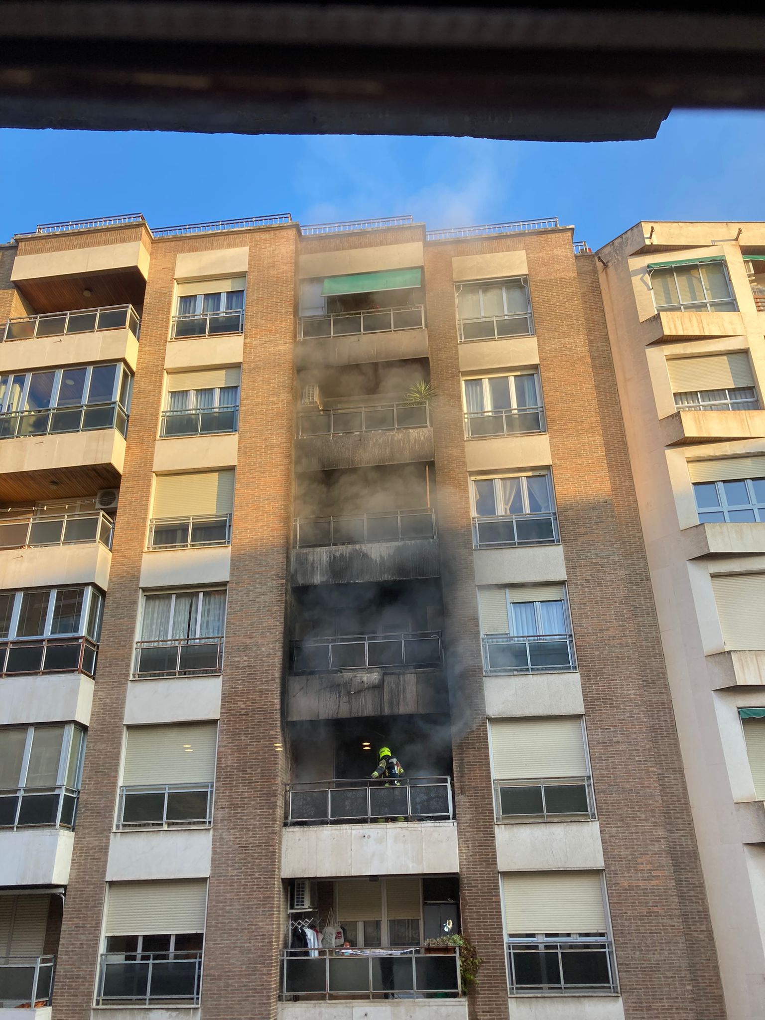 Incendio en la calle Duquesa de la Victoria de Logroño