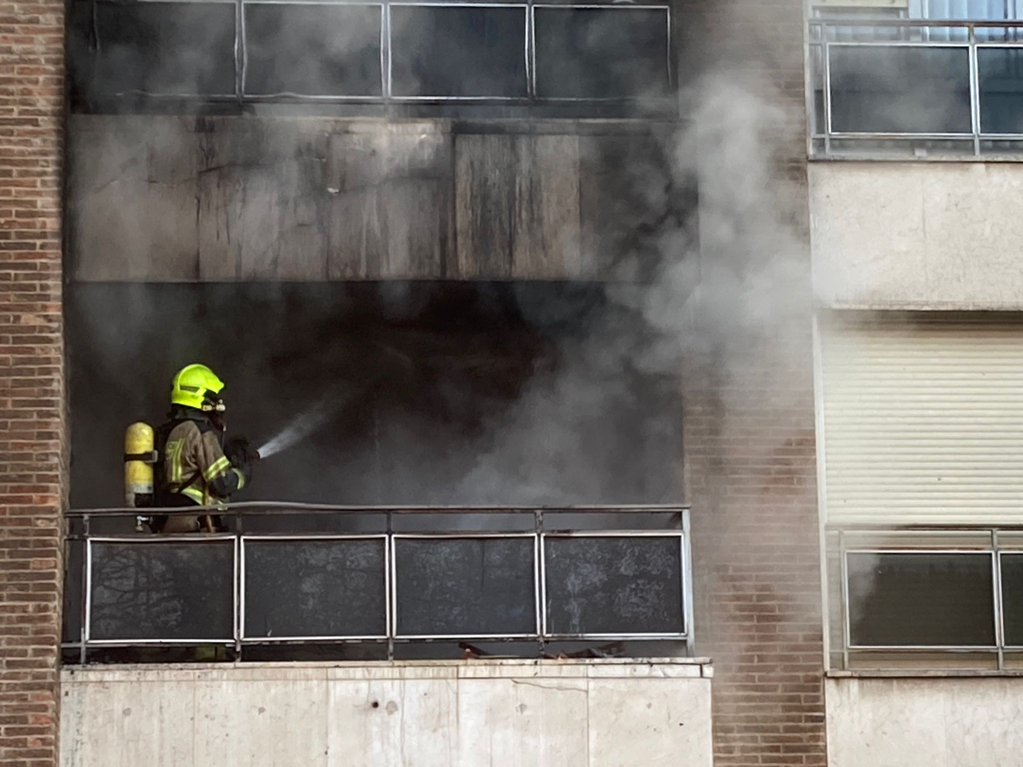 Incendio en la calle Duquesa de la Victoria de Logroño
