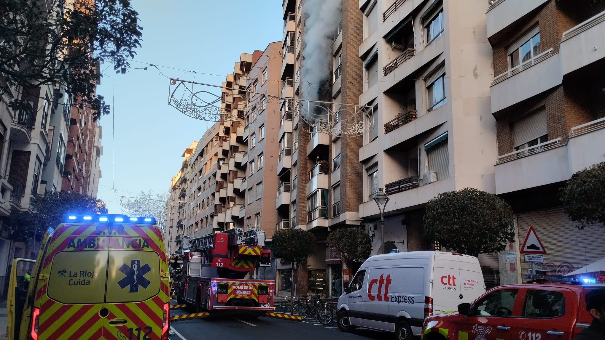 Incendio en la calle Duquesa de la Victoria de Logroño