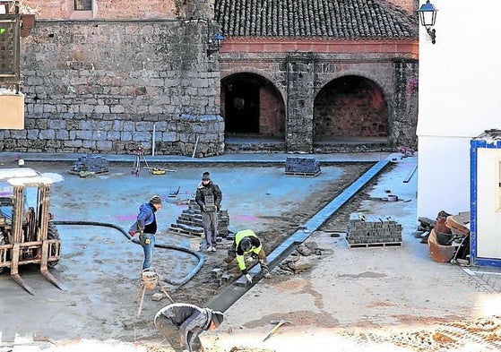 El adoquinado de la plaza Merino concluirá esta semana.