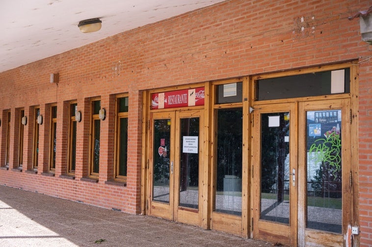 El bar-cafetería de La Grajera, muy probablemente seguirá cerrado también este verano tras tres campañas sin servicio.