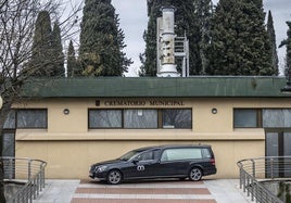 Crematorio municipal junto al cementerio de Logroño, a la espera de las obras de sustitución de uno de los dos hornos desde octubre.